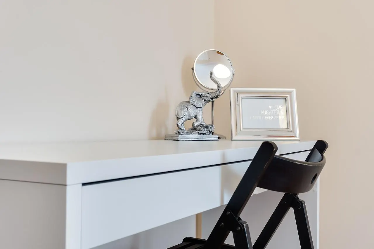 Elite Apartments Korzenna City Center Gdańsk 0*,  Polska